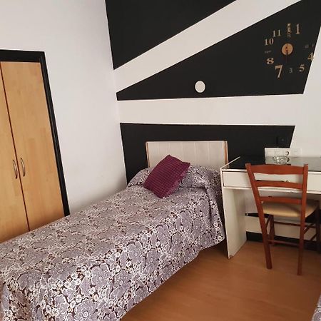 Hostal Lima Вальядолид Экстерьер фото
