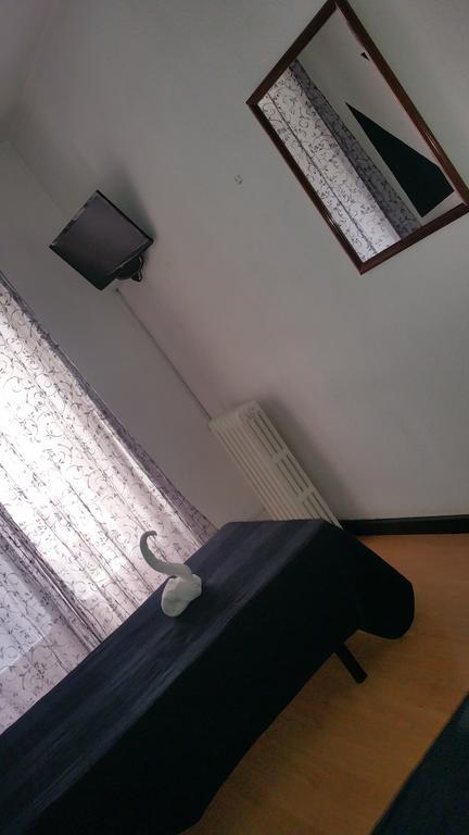 Hostal Lima Вальядолид Экстерьер фото