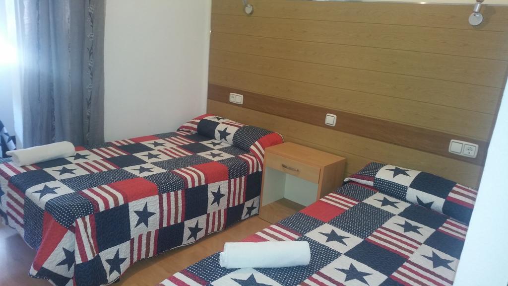 Hostal Lima Вальядолид Экстерьер фото