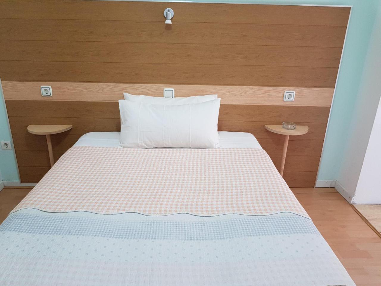 Hostal Lima Вальядолид Экстерьер фото